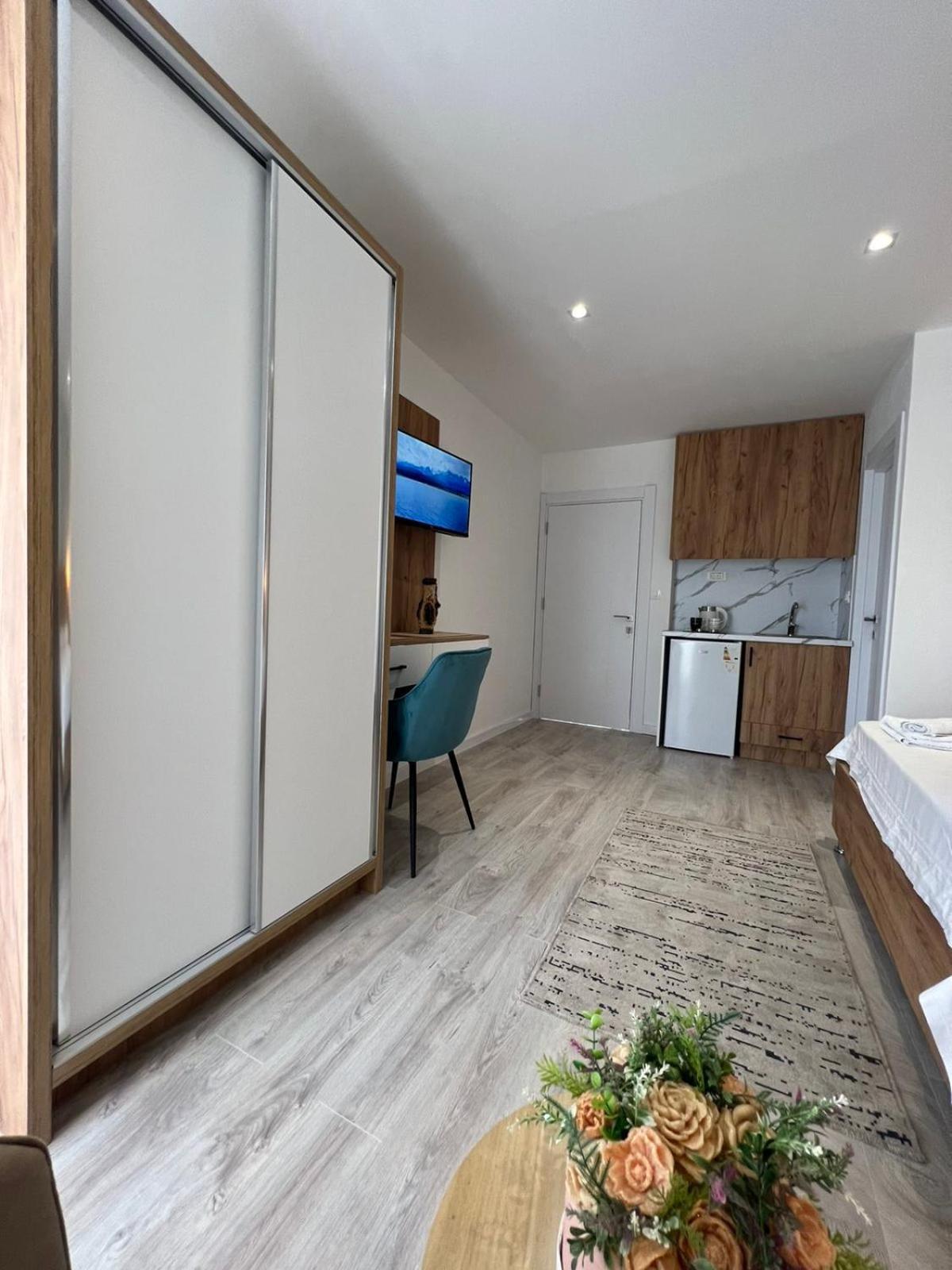 Apartments Hillside อุลซิน ภายนอก รูปภาพ