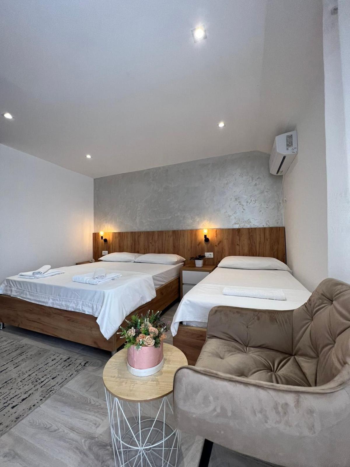 Apartments Hillside อุลซิน ภายนอก รูปภาพ