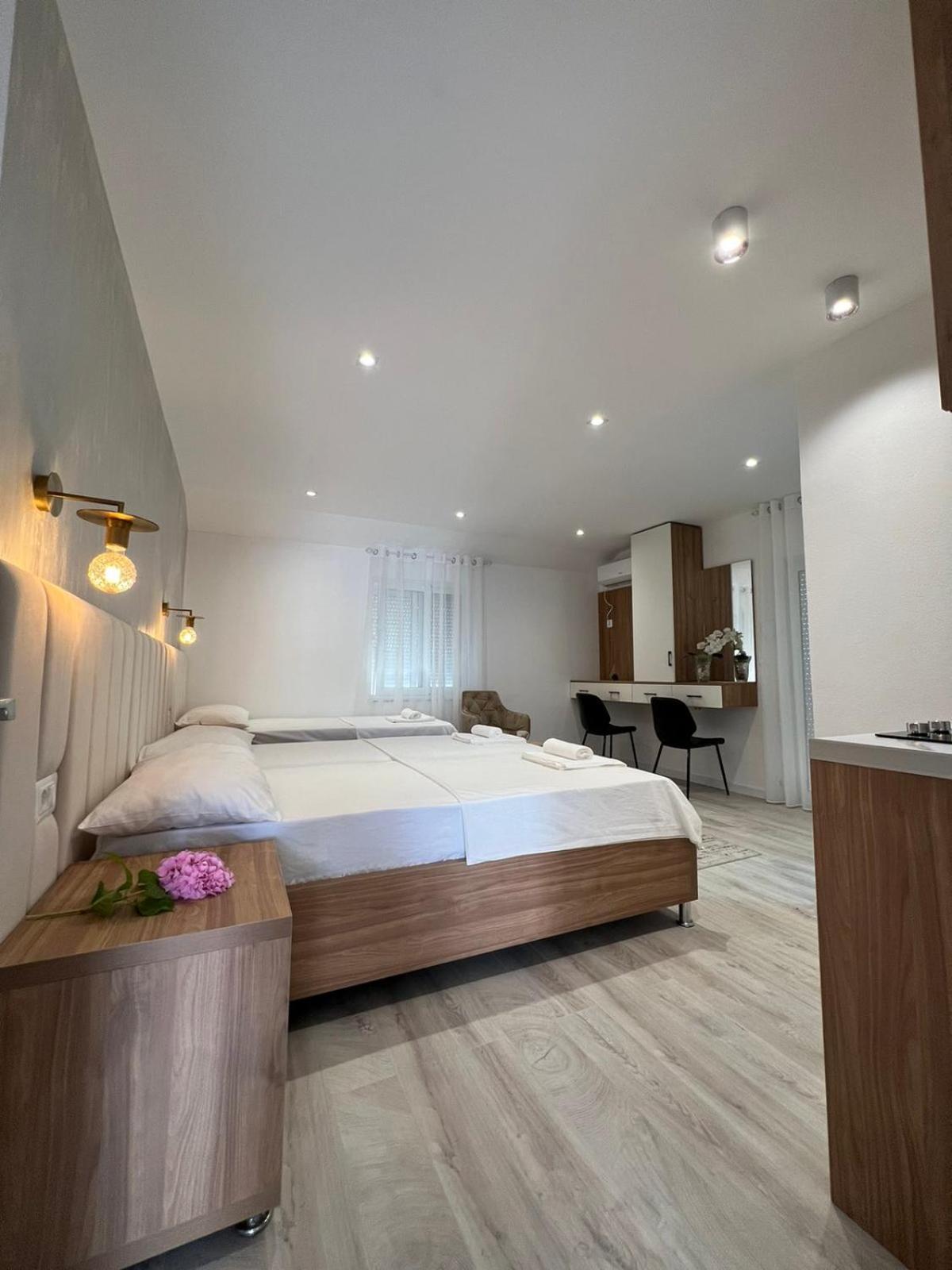 Apartments Hillside อุลซิน ภายนอก รูปภาพ